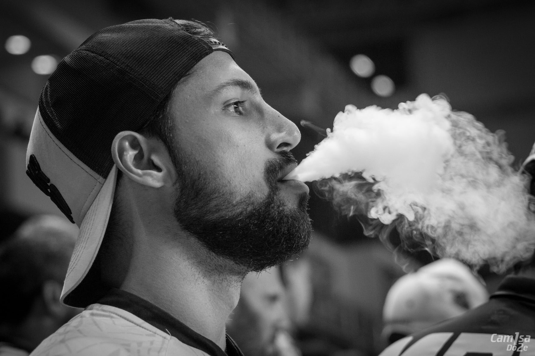 Why do Vapers face throat hit? Causes and Solutions