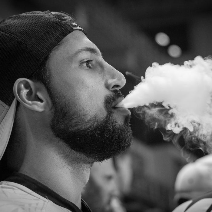 Why do Vapers face throat hit? Causes and Solutions